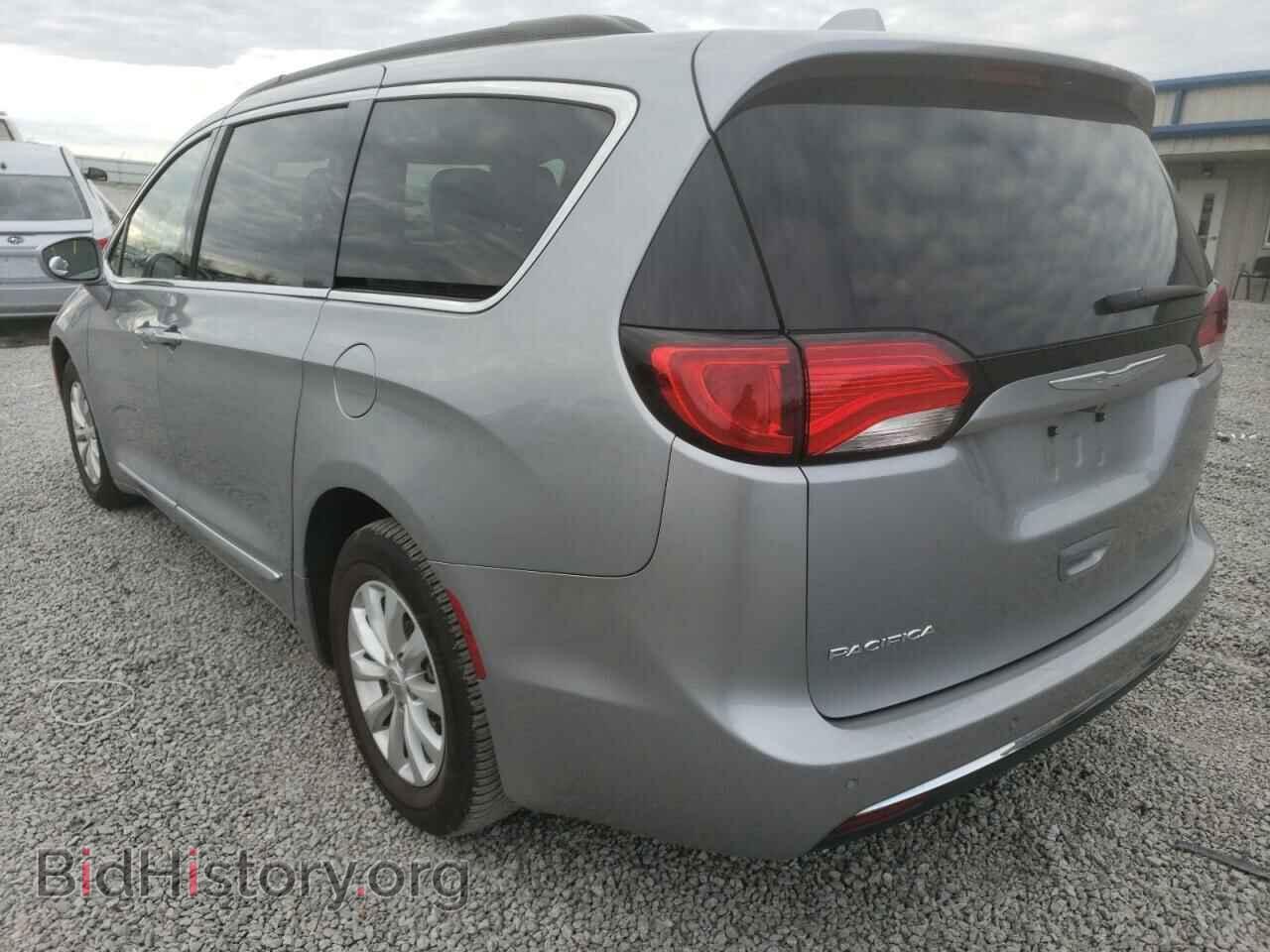 2017 CHRYSLER PACIFICA - VIN: 2C4RC1BG3HR530074 - Фото 2