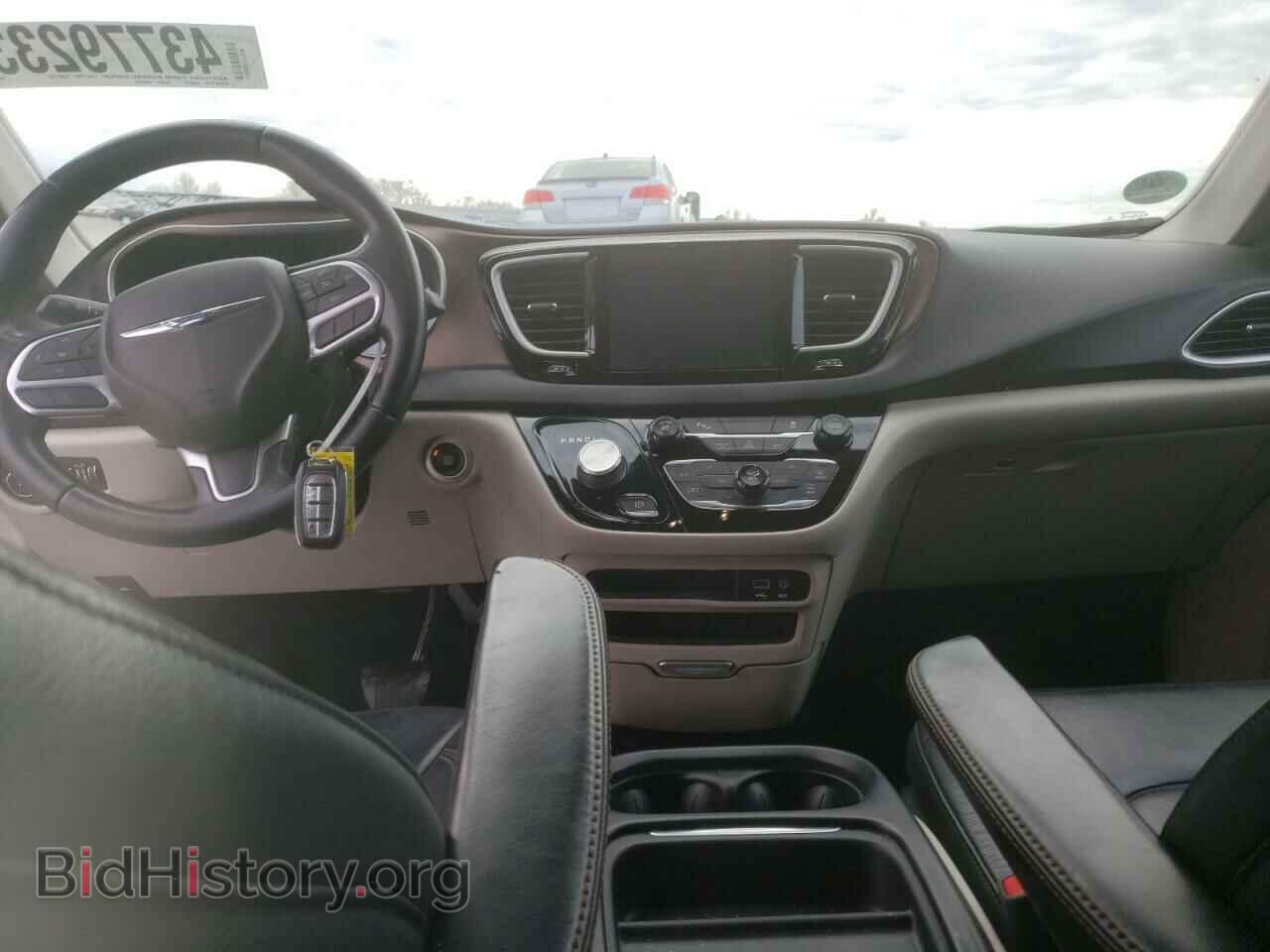 2017 CHRYSLER PACIFICA - VIN: 2C4RC1BG3HR530074 - Фото 8