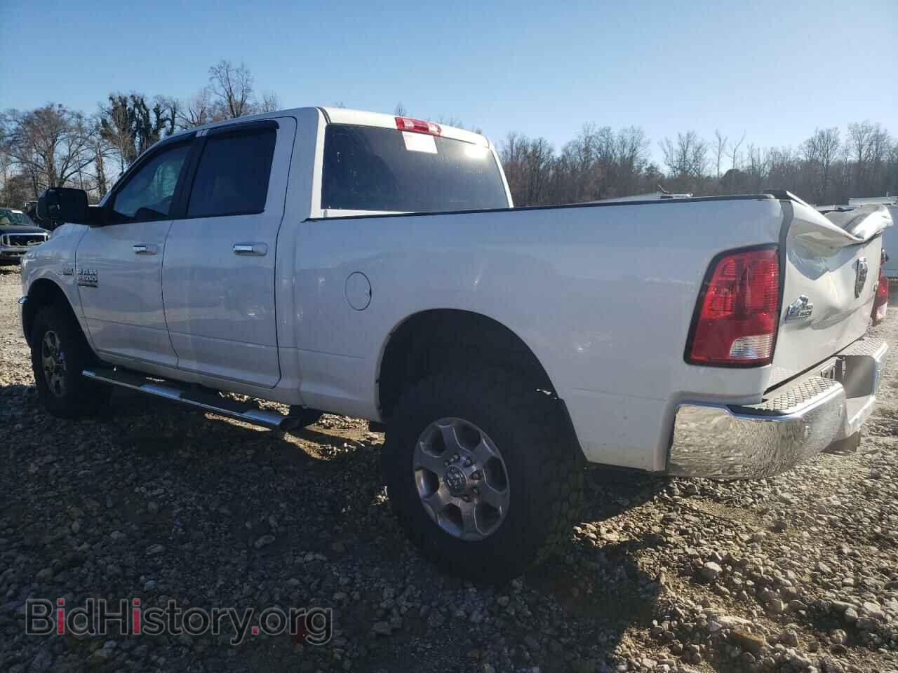 2017 RAM All Models - VIN: 3C6UR5DJ1HG539068 - Фото 2