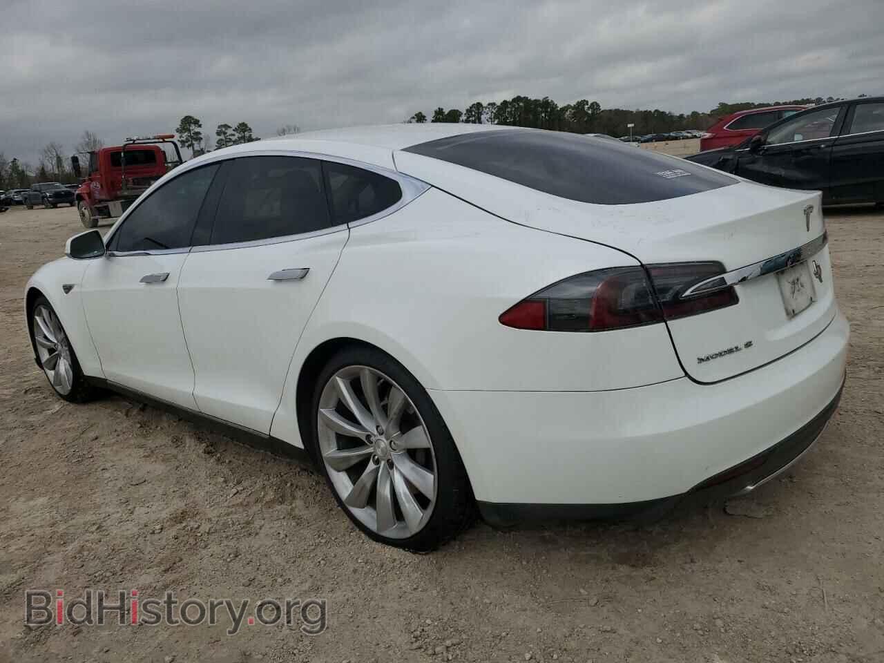 2013 TESLA MODEL S - VIN: 5YJSA1DG3DFP03912 - Фото 2
