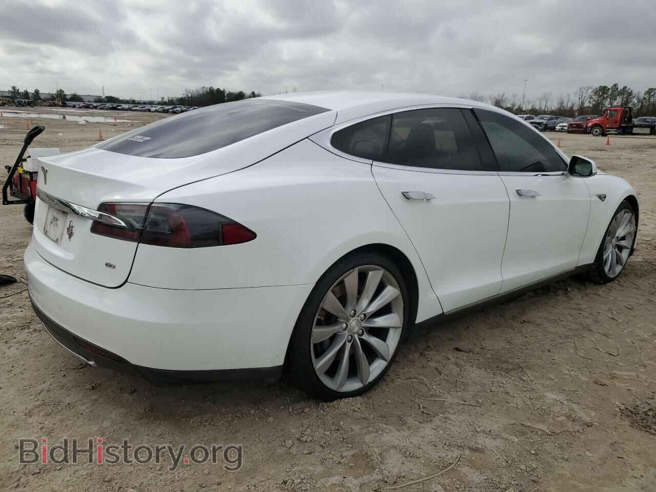 2013 TESLA MODEL S - VIN: 5YJSA1DG3DFP03912 - Фото 3