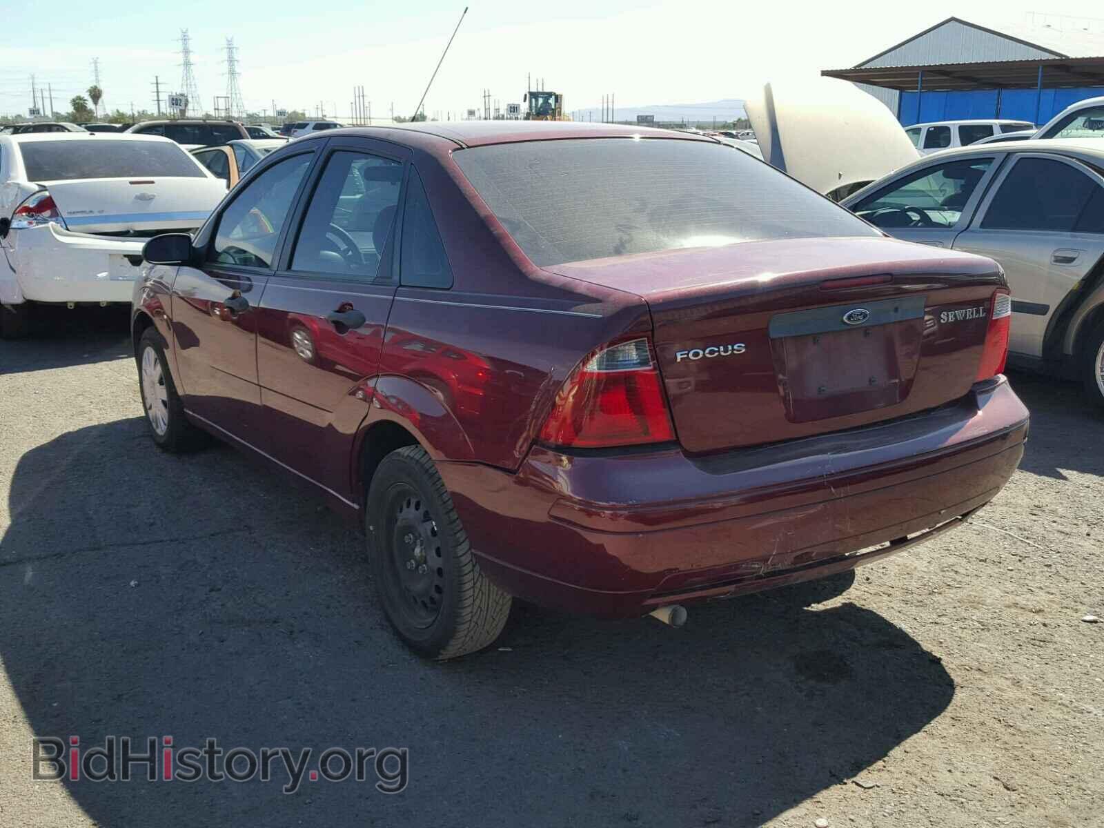 2007 FORD FOCUS - VIN: 1FAFP34NX7W200166 - Фото 3