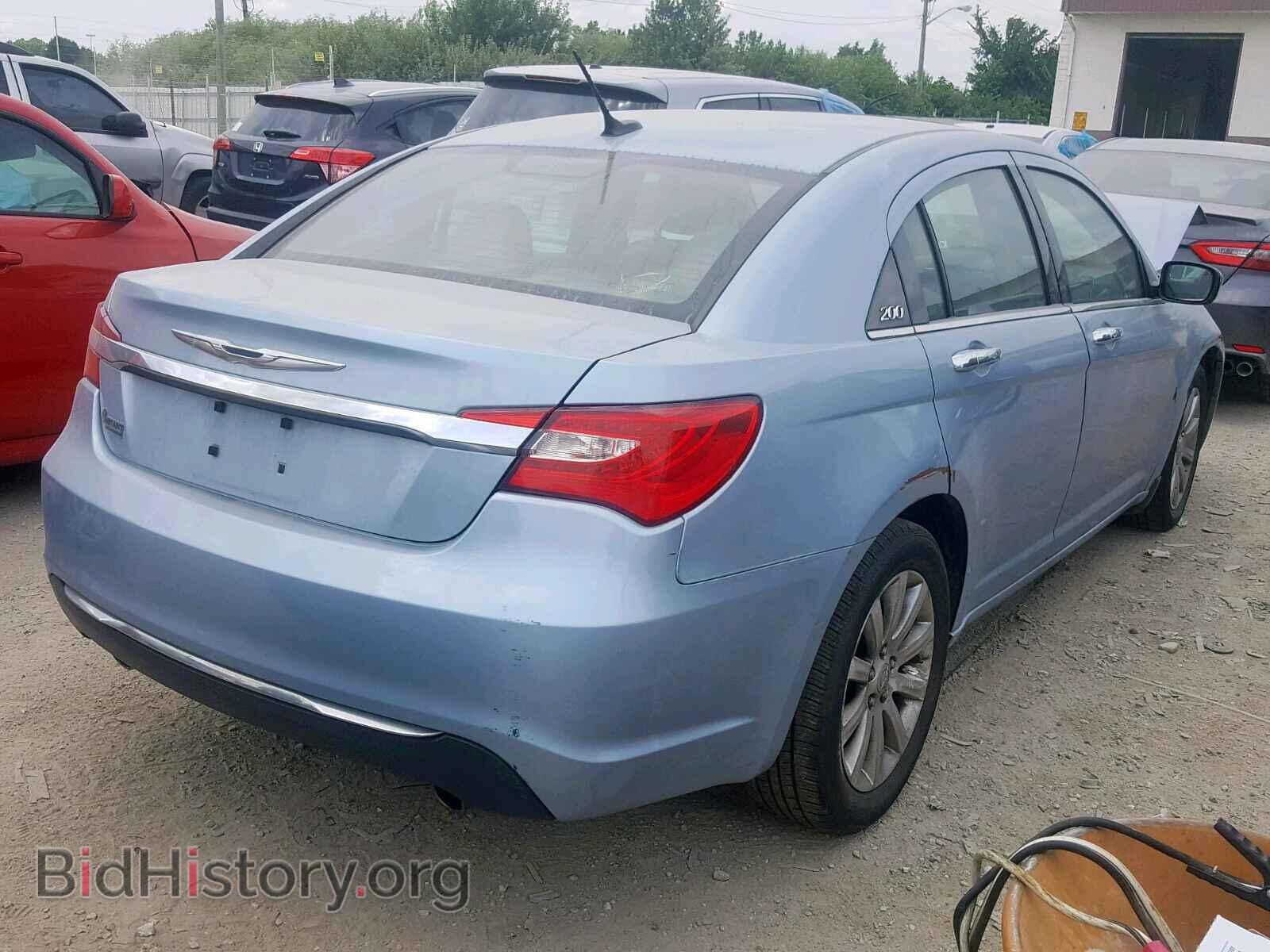 2013 CHRYSLER 200 - VIN: 1C3CCBCG0DN525890 - Фото 4