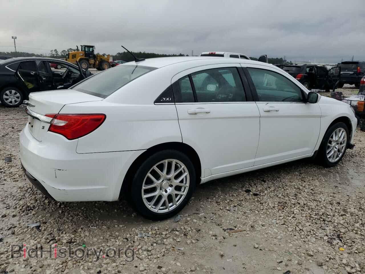 2013 CHRYSLER 200 - VIN: 1C3CCBBB2DN654834 - Фото 3