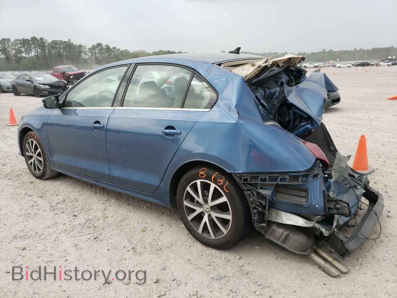 2017 VOLKSWAGEN JETTA - VIN: 3VWDB7AJ9HM276310 - Фото 2