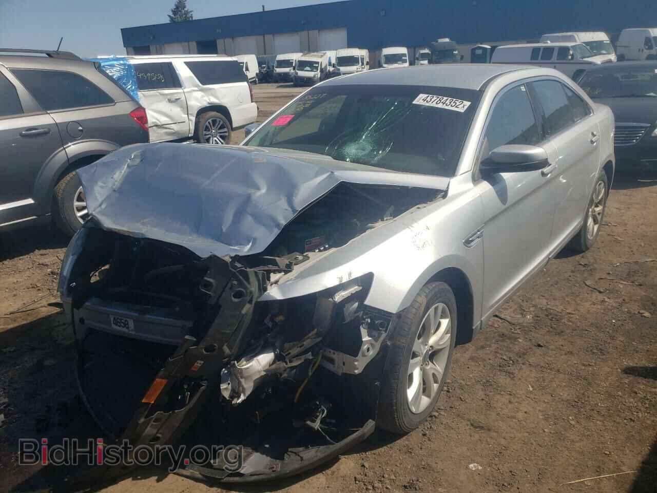 2010 FORD TAURUS - VIN: 1FAHP2EW6AG132881 - Photo 2