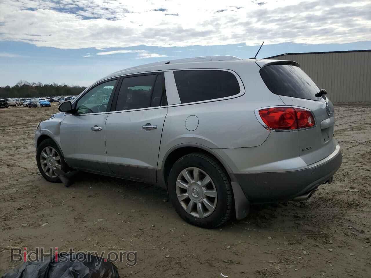 2011 BUICK ENCLAVE - VIN: 5GAKVCED7BJ153738 - Фото 2