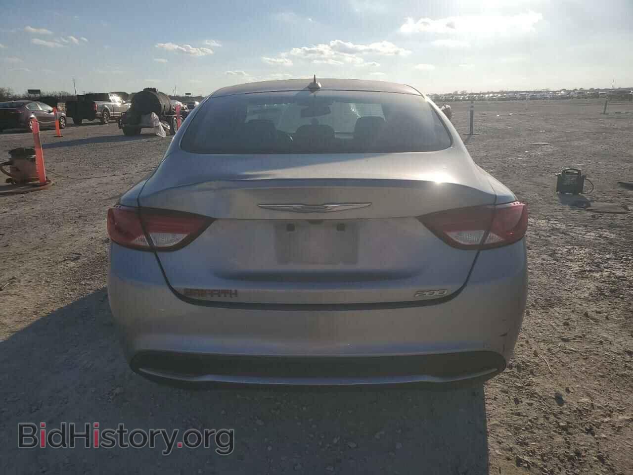 2016 CHRYSLER 200 - VIN: 1C3CCCAB4GN178081 - Фото 6