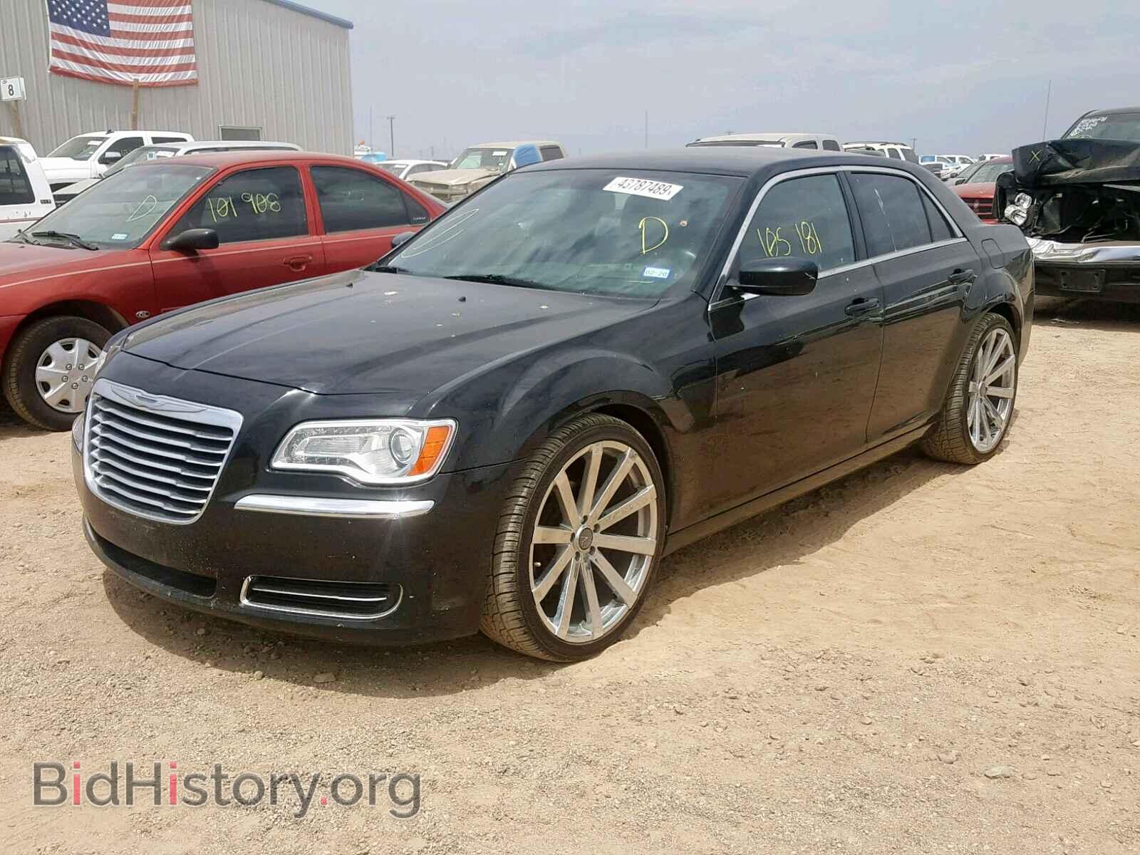 2012 CHRYSLER 300 - VIN: 2C3CCAAGXCH312918 - Фото 2