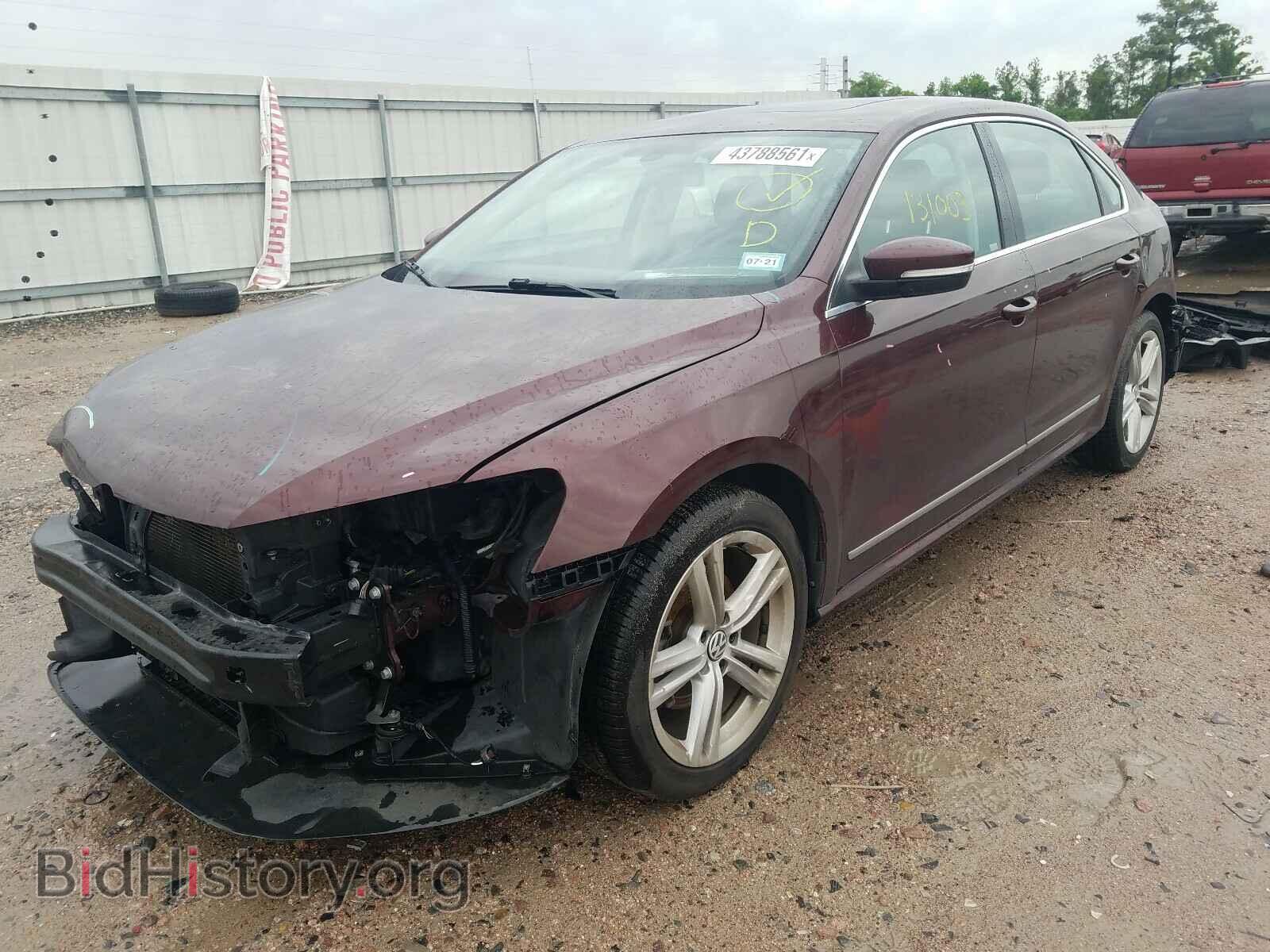 2013 VOLKSWAGEN PASSAT - VIN: 1VWCN7A38DC010678 - Фото 2