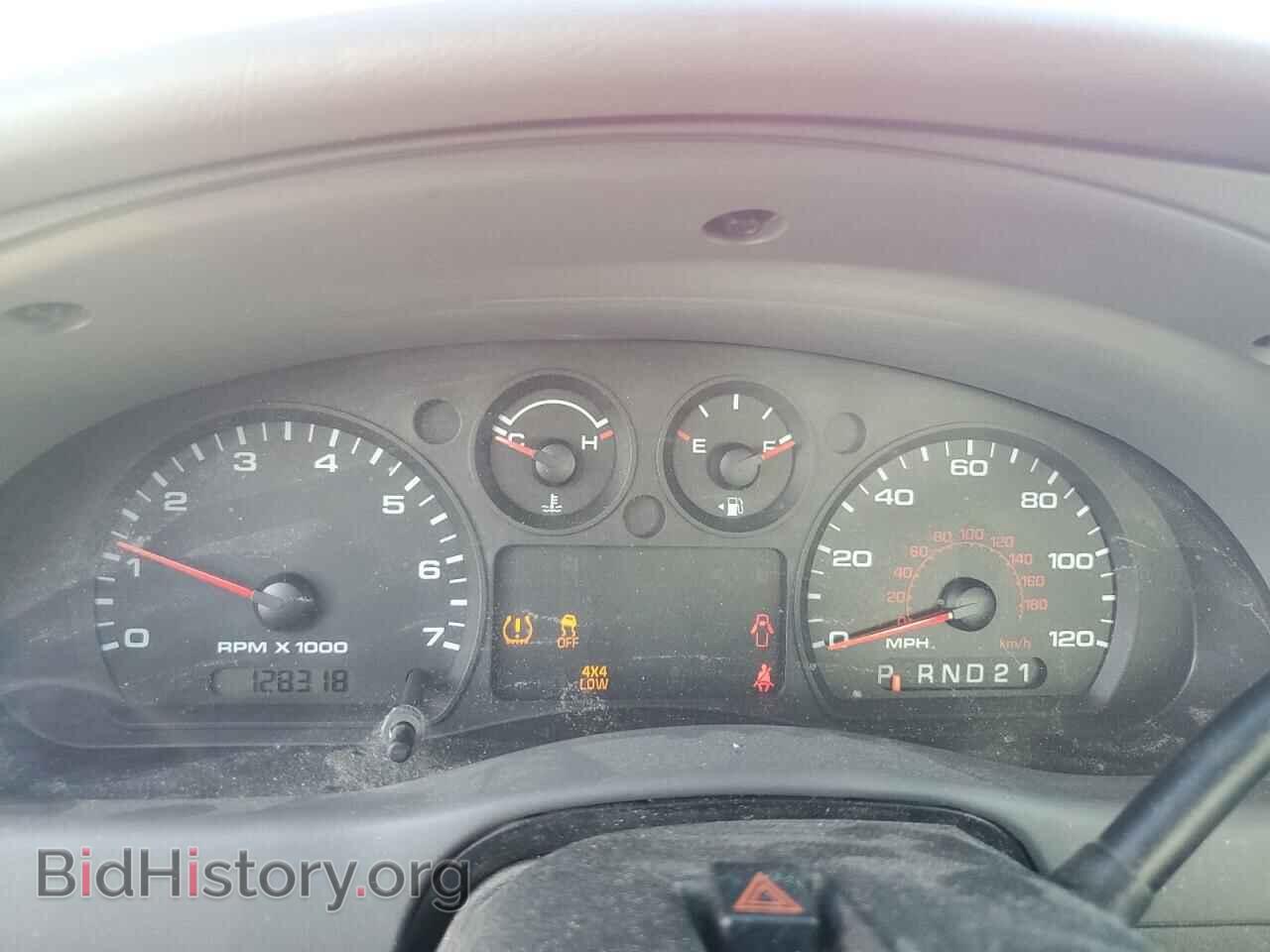 2011 FORD RANGER - VIN: 1FTLR4FE6BPA99754 - Фото 9