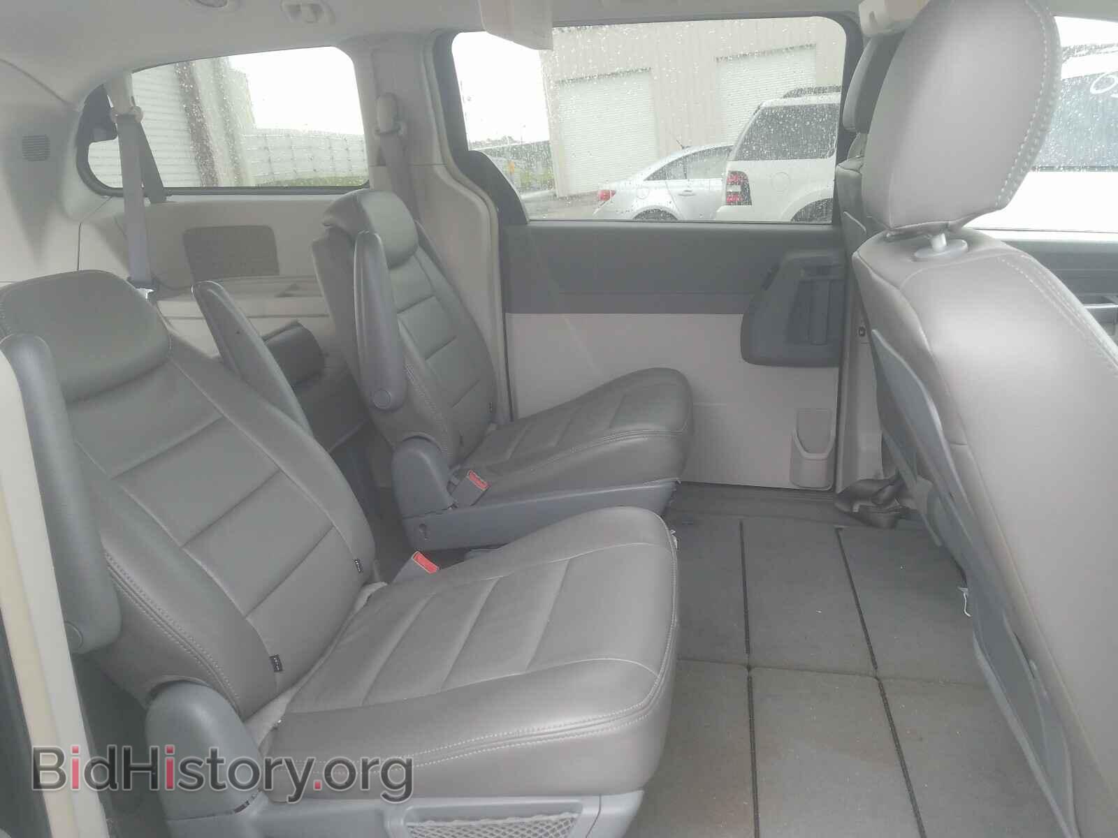 2008 CHRYSLER MINIVAN - VIN: 2A8HR54P68R788662 - Фото 6