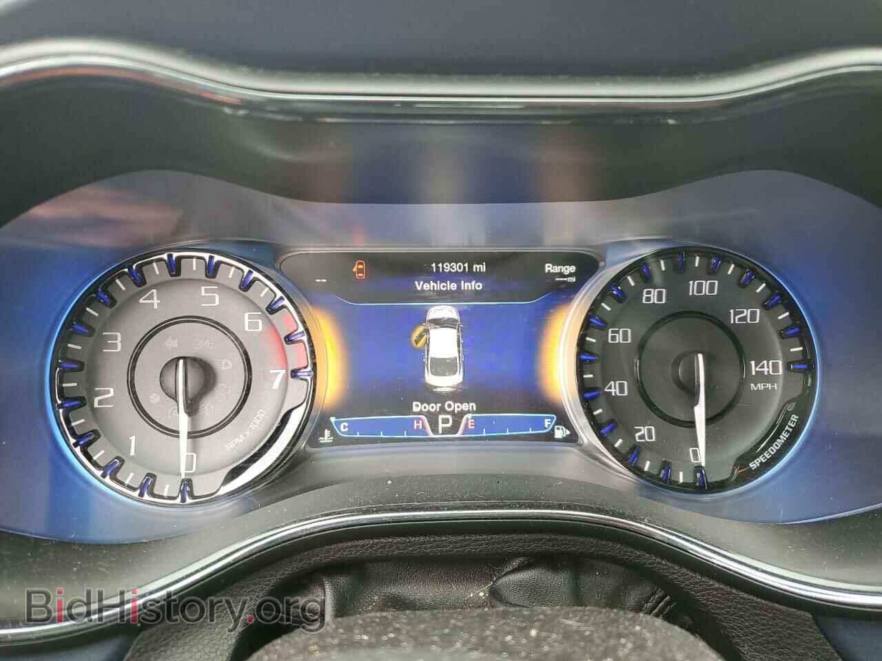 2015 CHRYSLER 200 - VIN: 1C3CCCBB2FN592375 - Фото 9