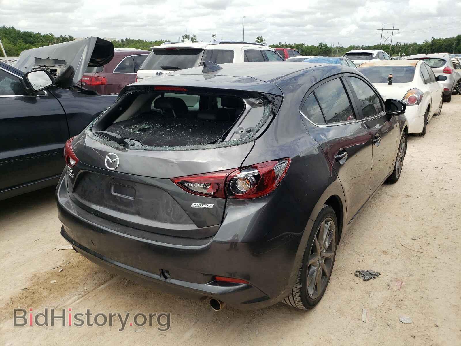 2018 MAZDA 3 - VIN: 3MZBN1M30JM258566 - Фото 4
