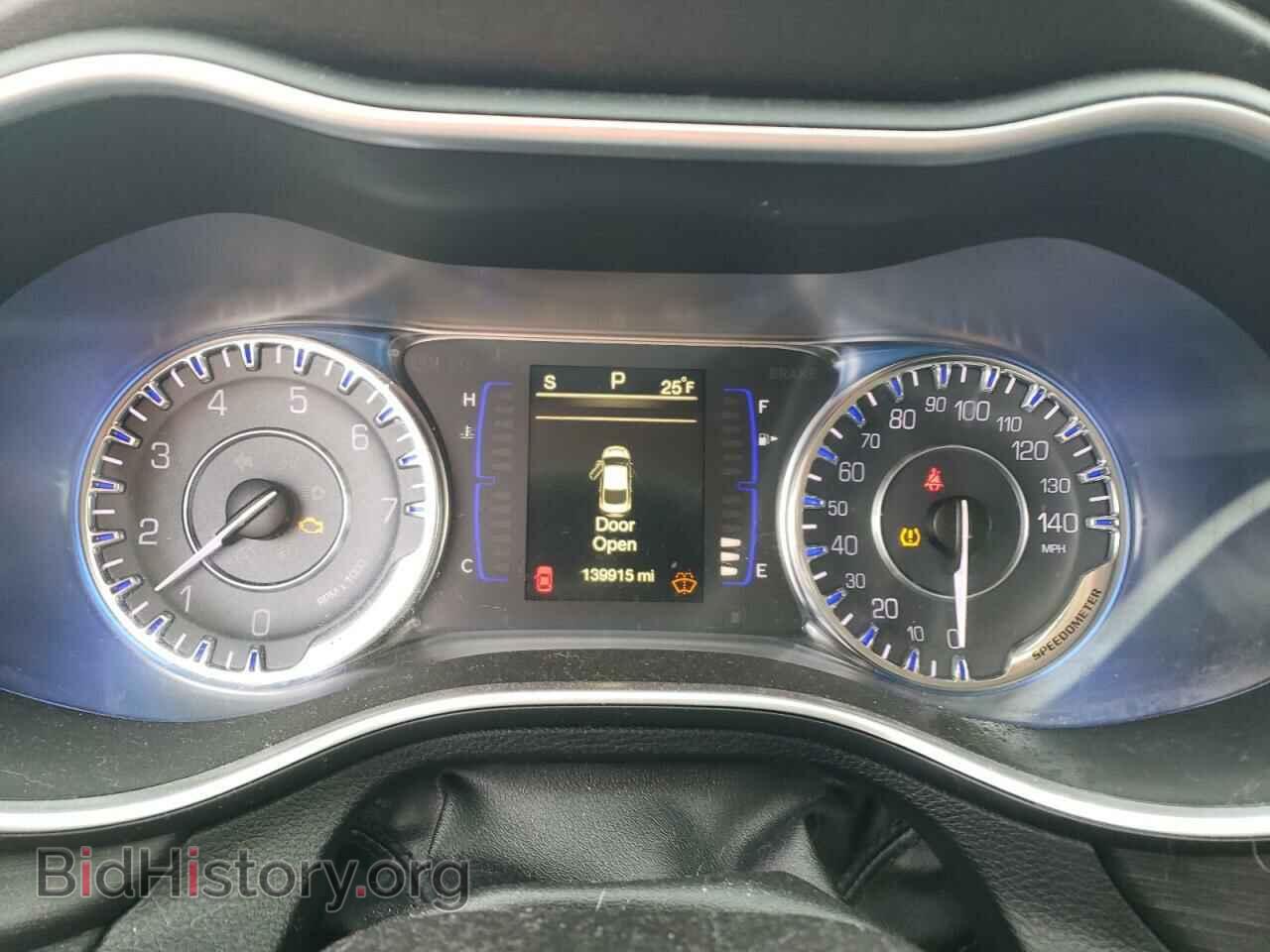 2016 CHRYSLER 200 - VIN: 1C3CCCAB3GN152586 - Фото 9