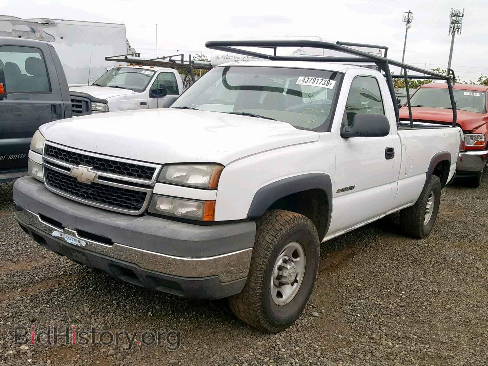 2006 CHEVROLET SILVERADO - VIN: 1GCHC24U96E184708 - Фото 2