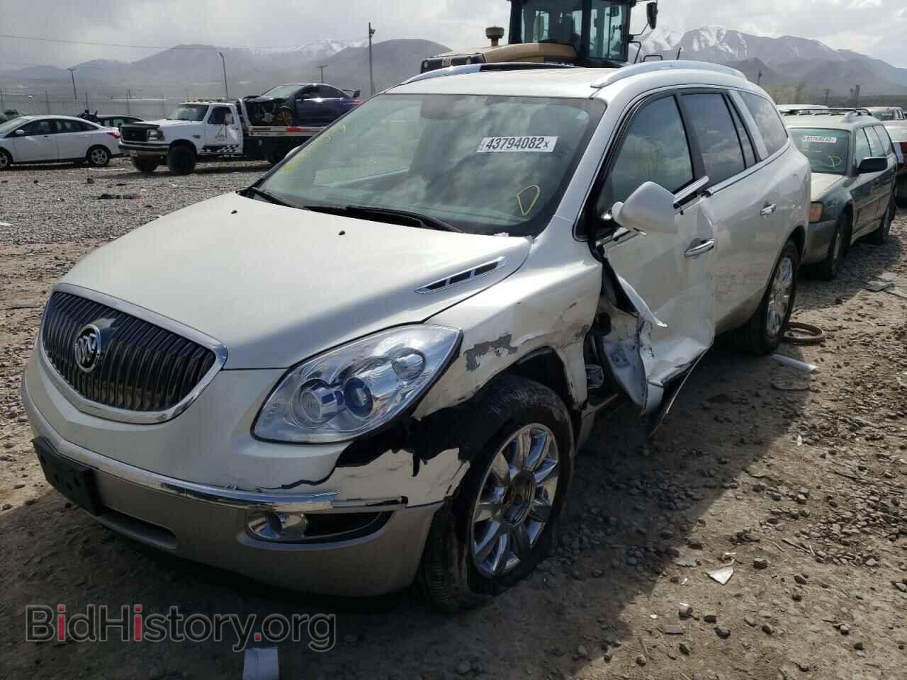 2012 BUICK ENCLAVE - VIN: 5GAKVCED2CJ313218 - Фото 2