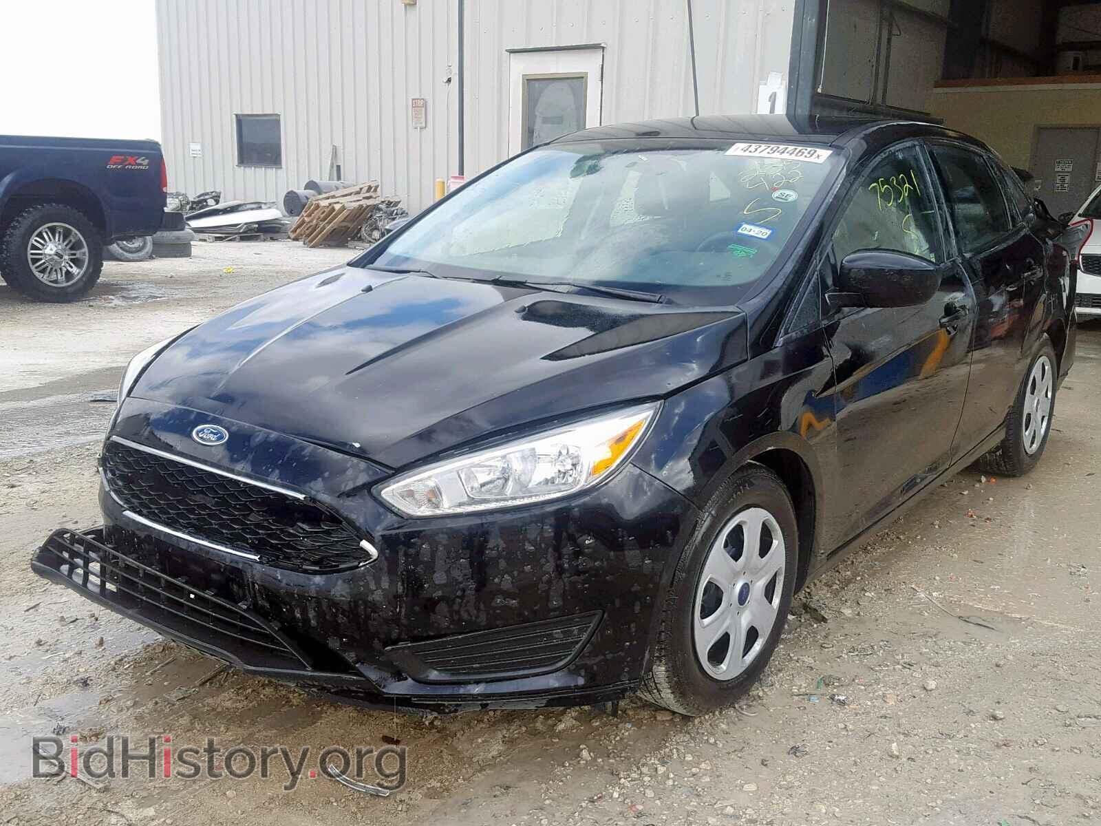 2017 FORD FOCUS - VIN: 1FADP3E23HL235422 - Фото 2