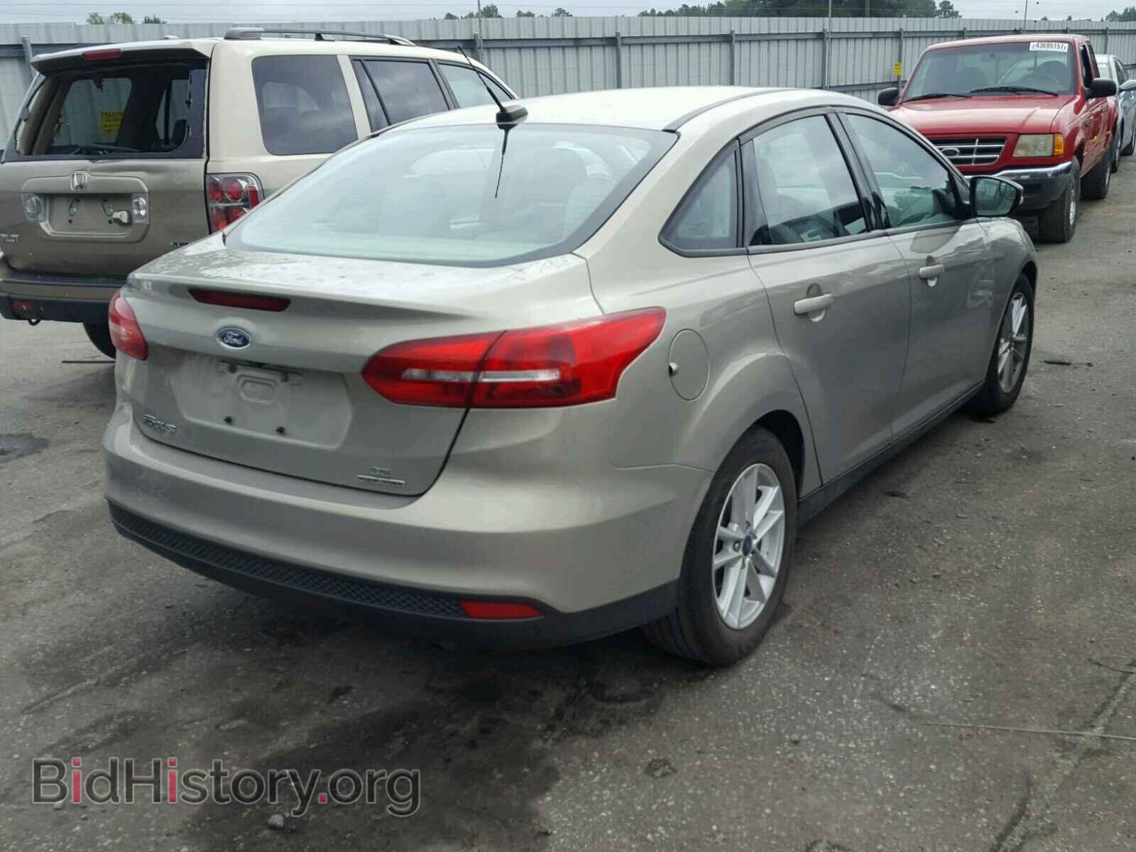 2016 FORD FOCUS - VIN: 1FADP3F22GL300645 - Photo 4