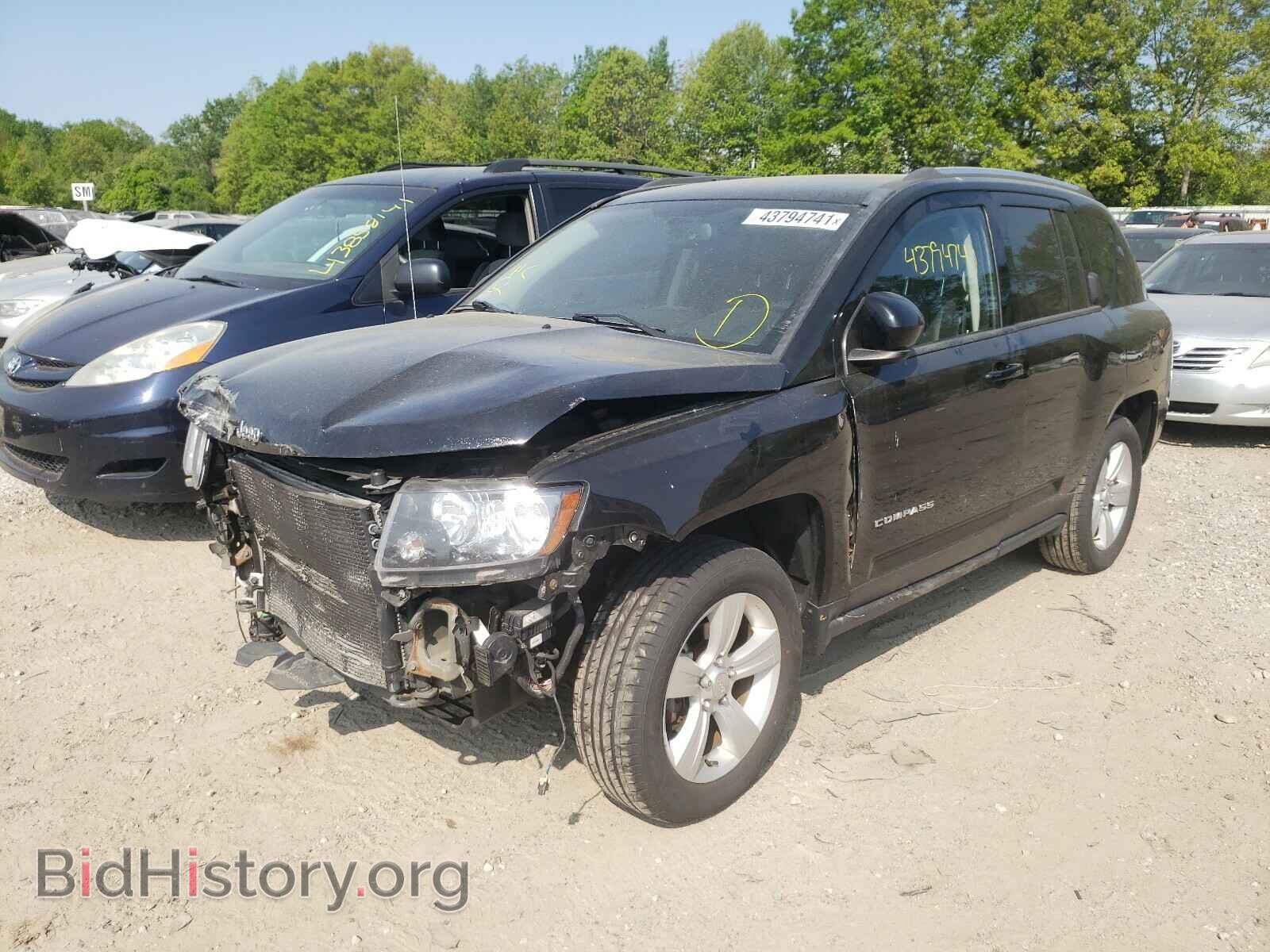 2014 JEEP COMPASS - VIN: 1C4NJDEB0ED892545 - Photo 2