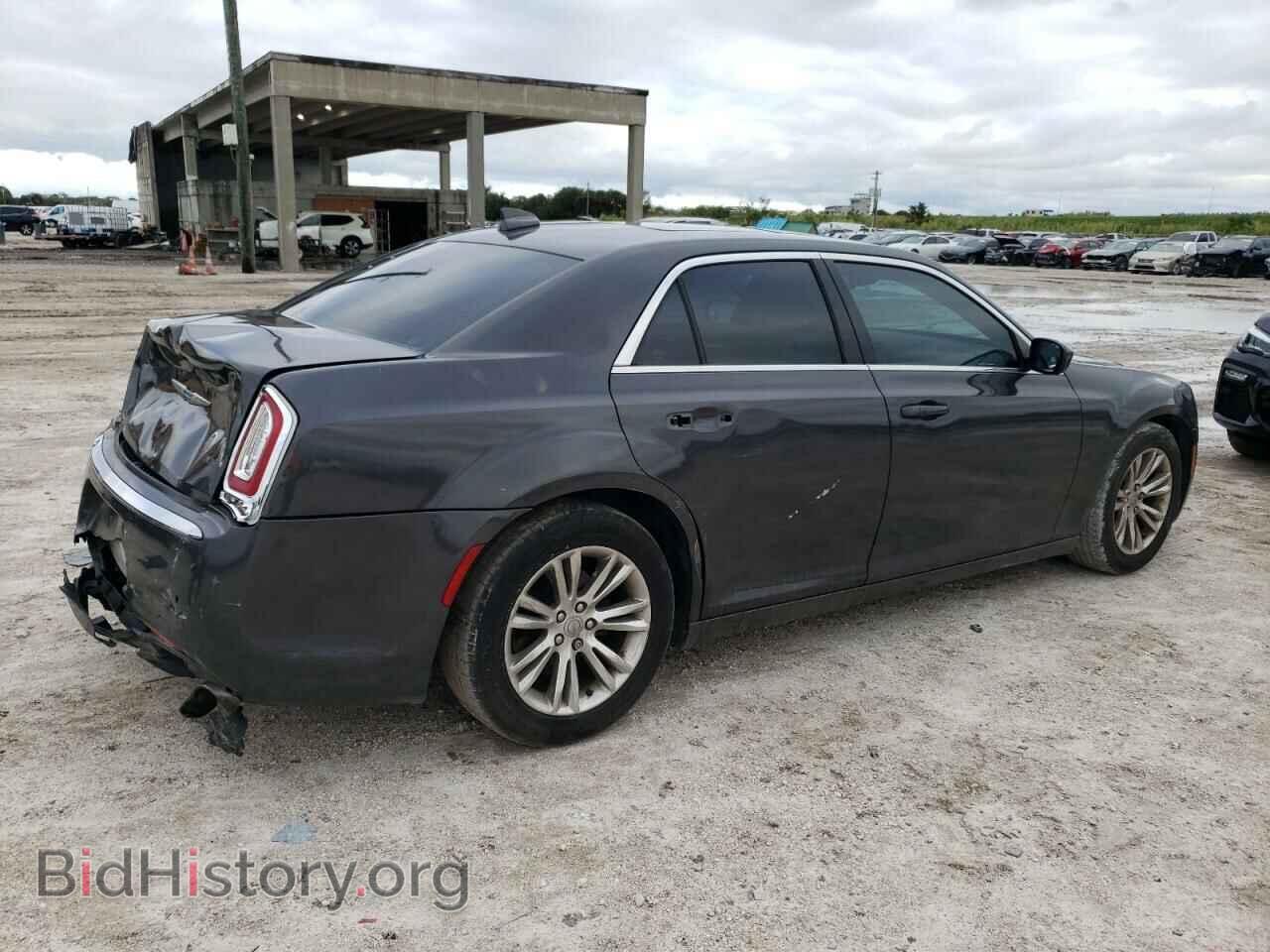 2016 CHRYSLER 300 - VIN: 2C3CCAAGXGH248482 - Фото 3