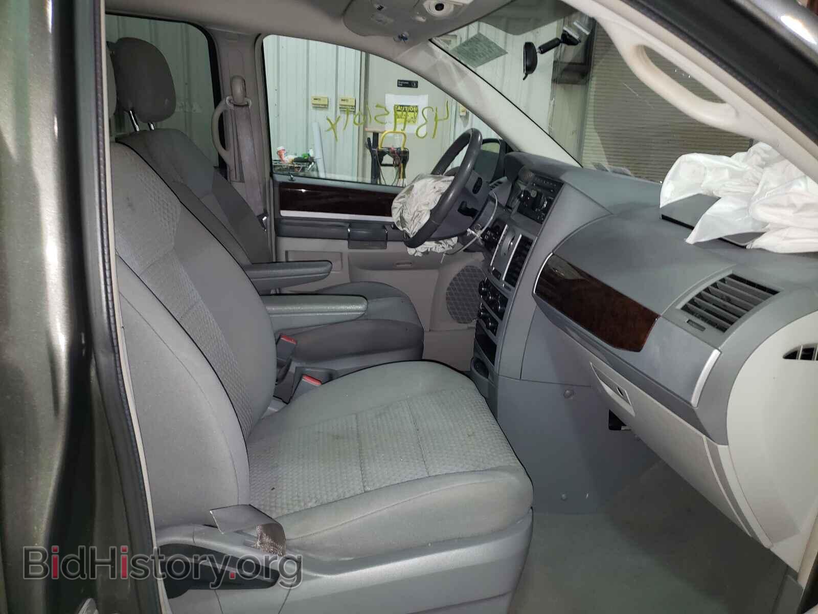 2010 CHRYSLER MINIVAN - VIN: 2A4RR5D18AR415582 - Photo 5