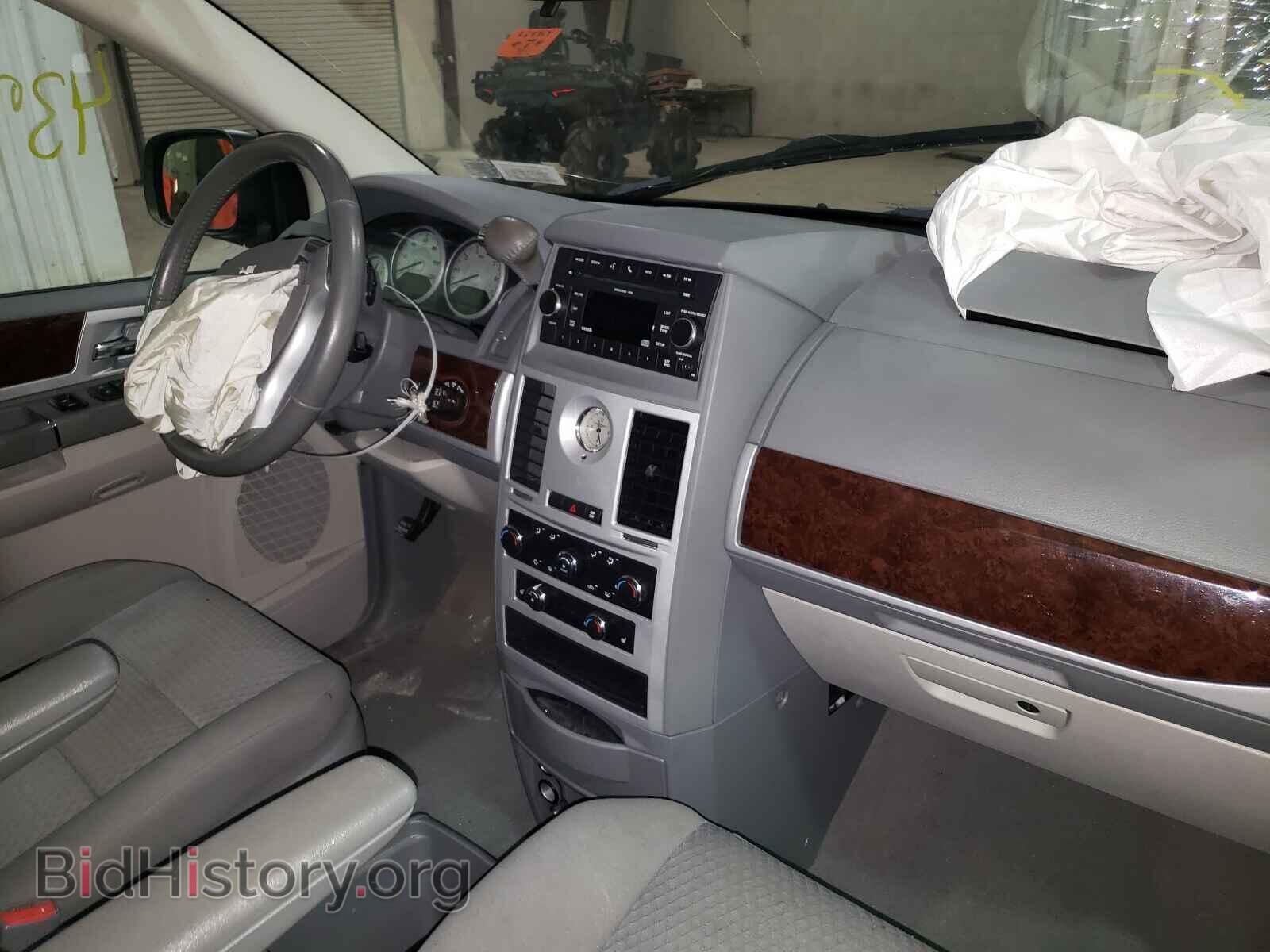 2010 CHRYSLER MINIVAN - VIN: 2A4RR5D18AR415582 - Photo 9