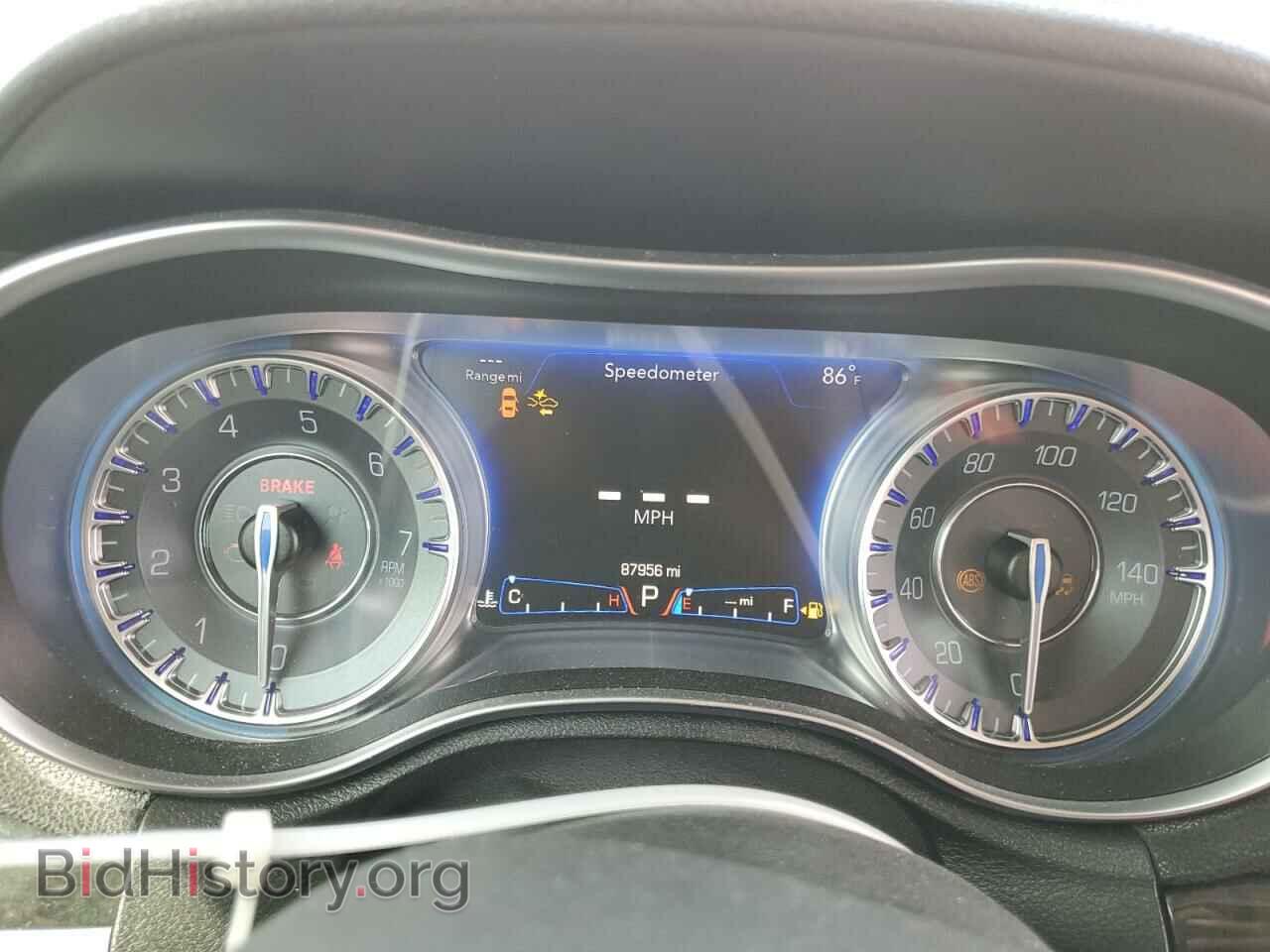 2016 CHRYSLER 300 - VIN: 2C3CCAEG3GH311223 - Фото 9