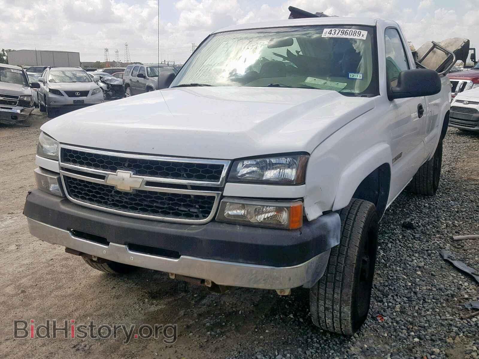 2006 CHEVROLET SILVERADO - VIN: 1GCHC24U06E230278 - Фото 2