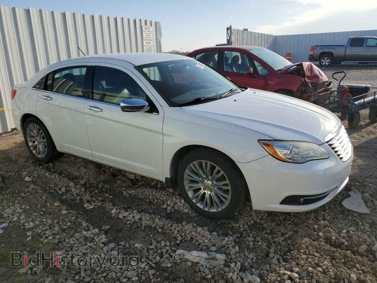 2012 CHRYSLER 200 - VIN: 1C3CCBCG1CN326880 - Фото 4