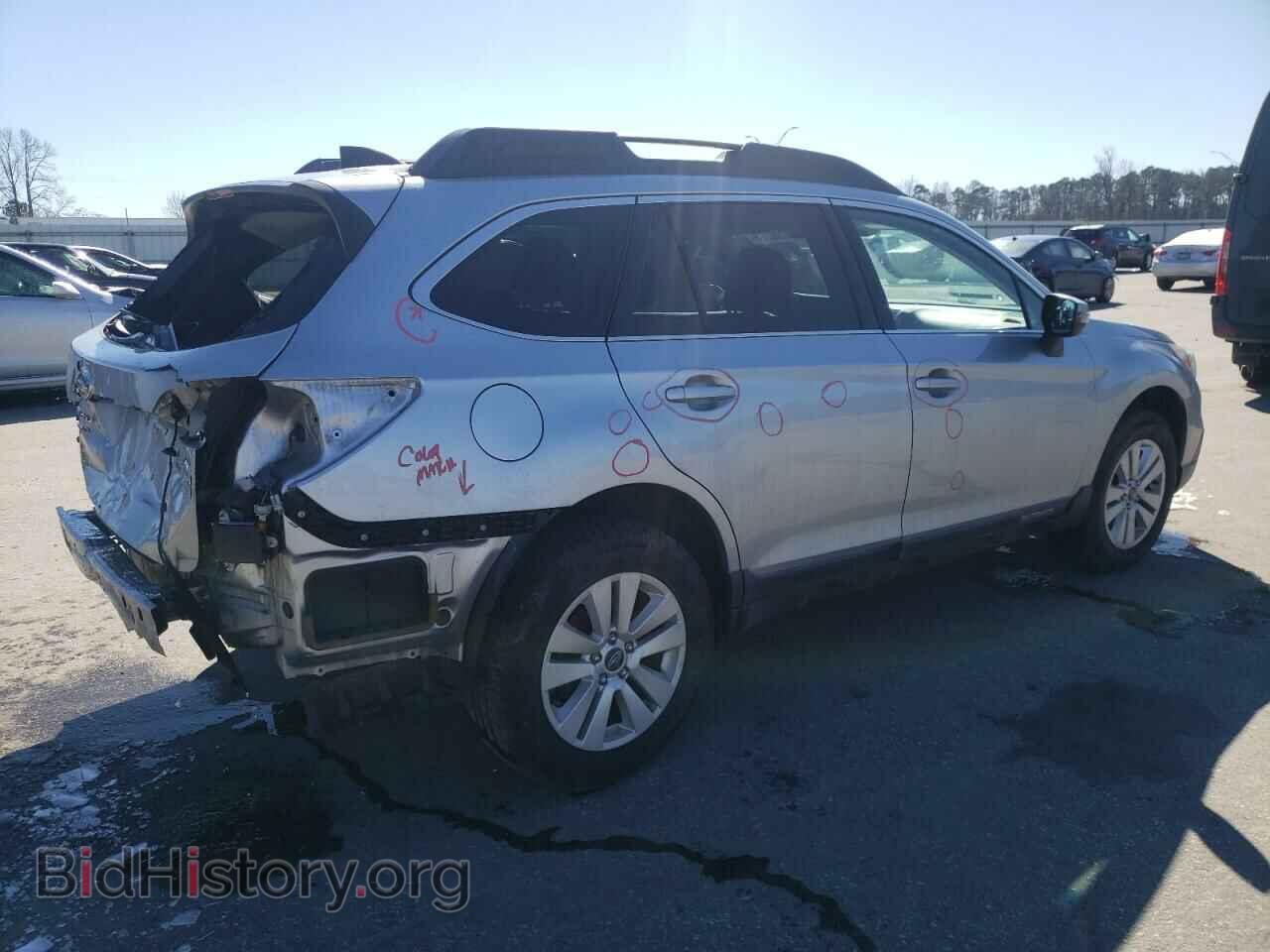 2017 SUBARU OUTBACK - VIN: 4S4BSAFC0H3370204 - Фото 3