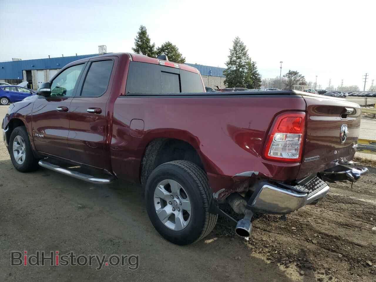 2020 RAM 1500 - VIN: 1C6SRFBT4LN334779 - Фото 2