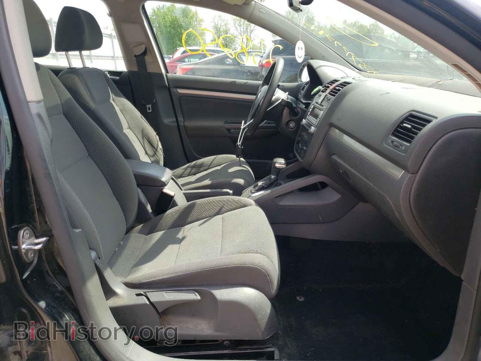 2009 VOLKSWAGEN RABBIT - VIN: WVWDA71K39W049968 - Фото 5