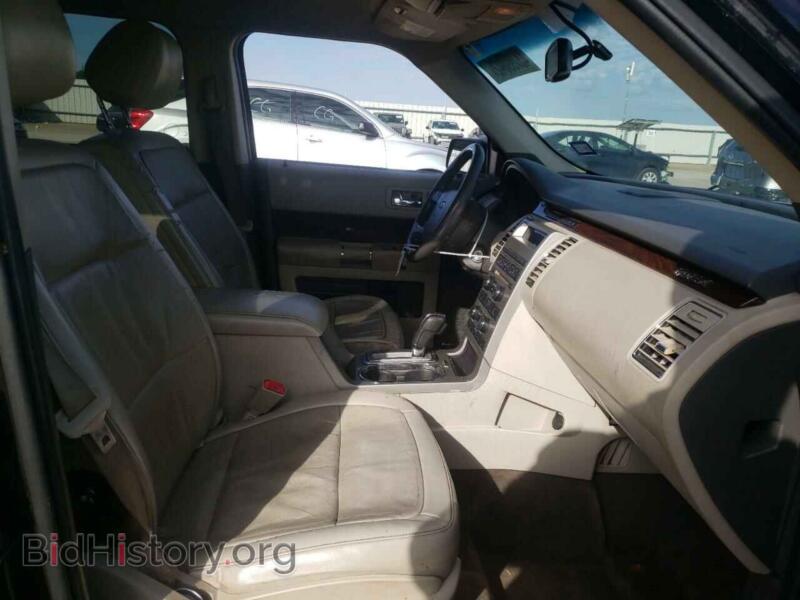 2011 Ford FLEX (VIN 2FMGK5CC4BBD27154) — photo 5 of 10