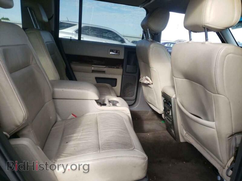 2011 Ford FLEX (VIN 2FMGK5CC4BBD27154) — photo 6 of 10