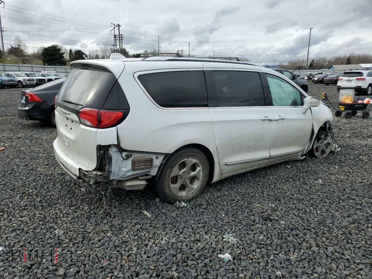 2017 CHRYSLER PACIFICA - VIN: 2C4RC1EG6HR577465 - Фото 3