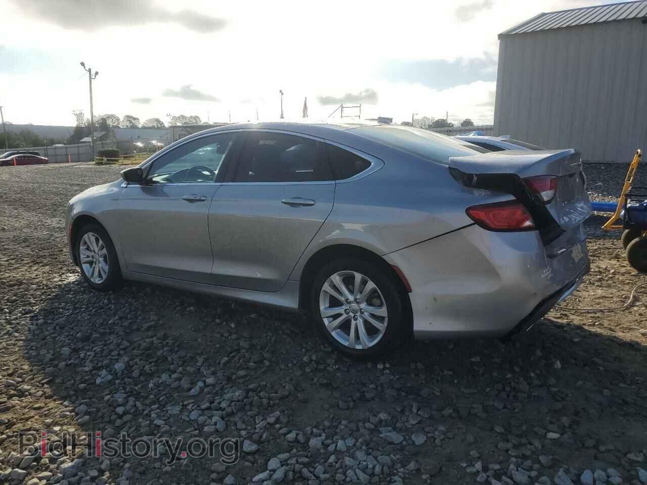 2015 CHRYSLER 200 - VIN: 1C3CCCAB3FN655386 - Фото 2