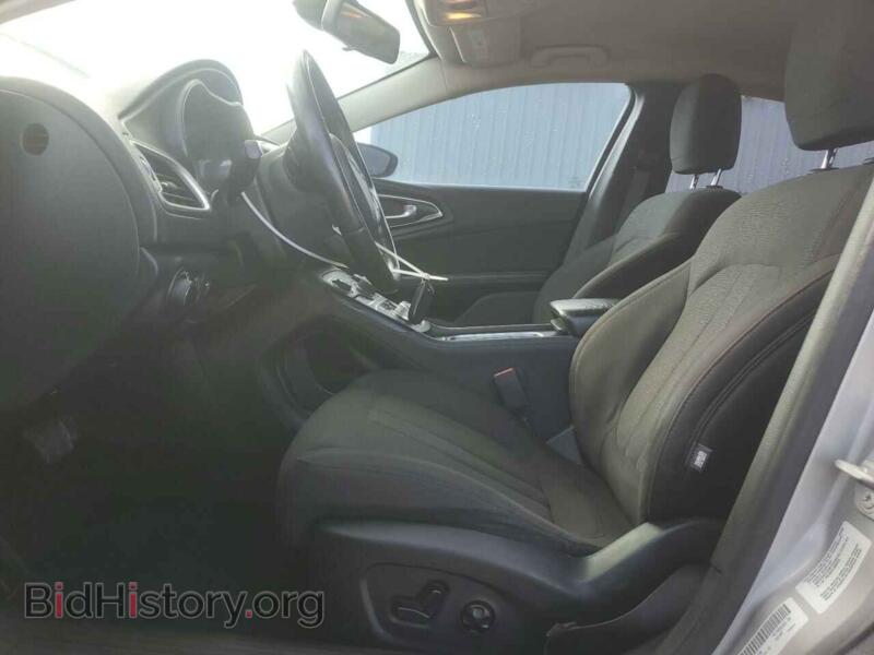 2015 Chrysler 200 (VIN 1C3CCCAB3FN655386) — photo 7 of 14