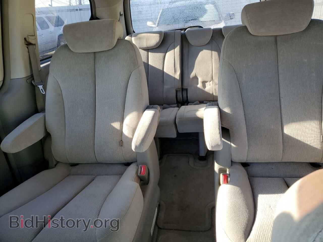 2006 KIA All Models - VIN: KNDMB233366050510 - Фото 10