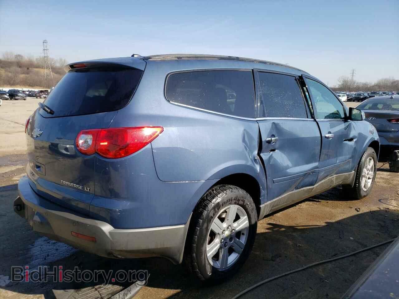 2012 CHEVROLET TRAVERSE - VIN: 1GNKRGEDXCJ273701 - Фото 3