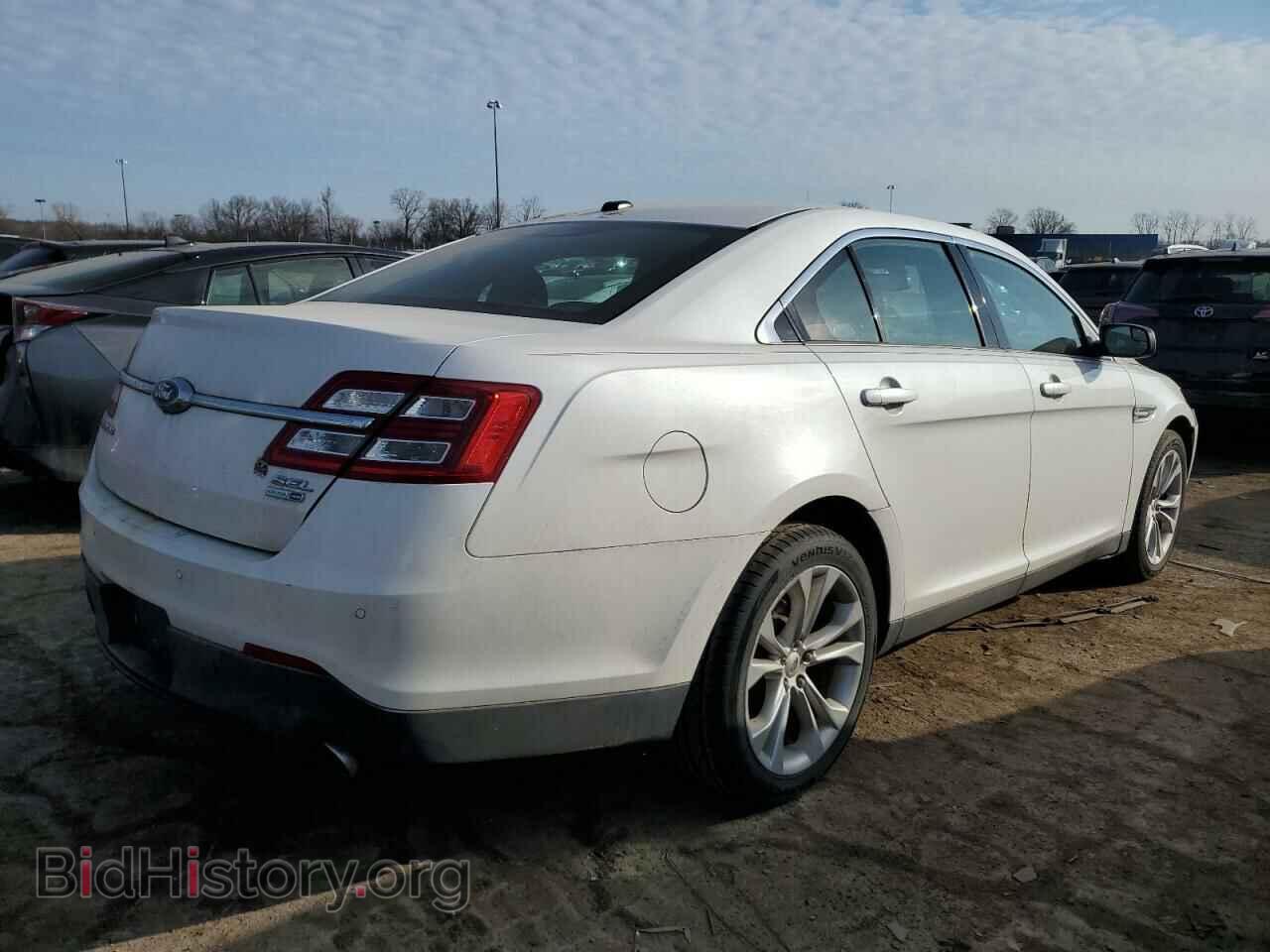2013 FORD TAURUS - VIN: 1FAHP2H82DG174675 - Фото 3