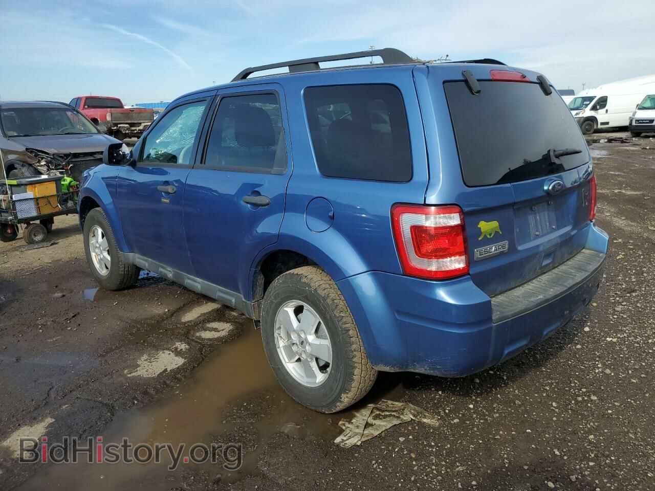 2010 FORD ESCAPE - VIN: 1FMCU0D76AKD18845 - Фото 2