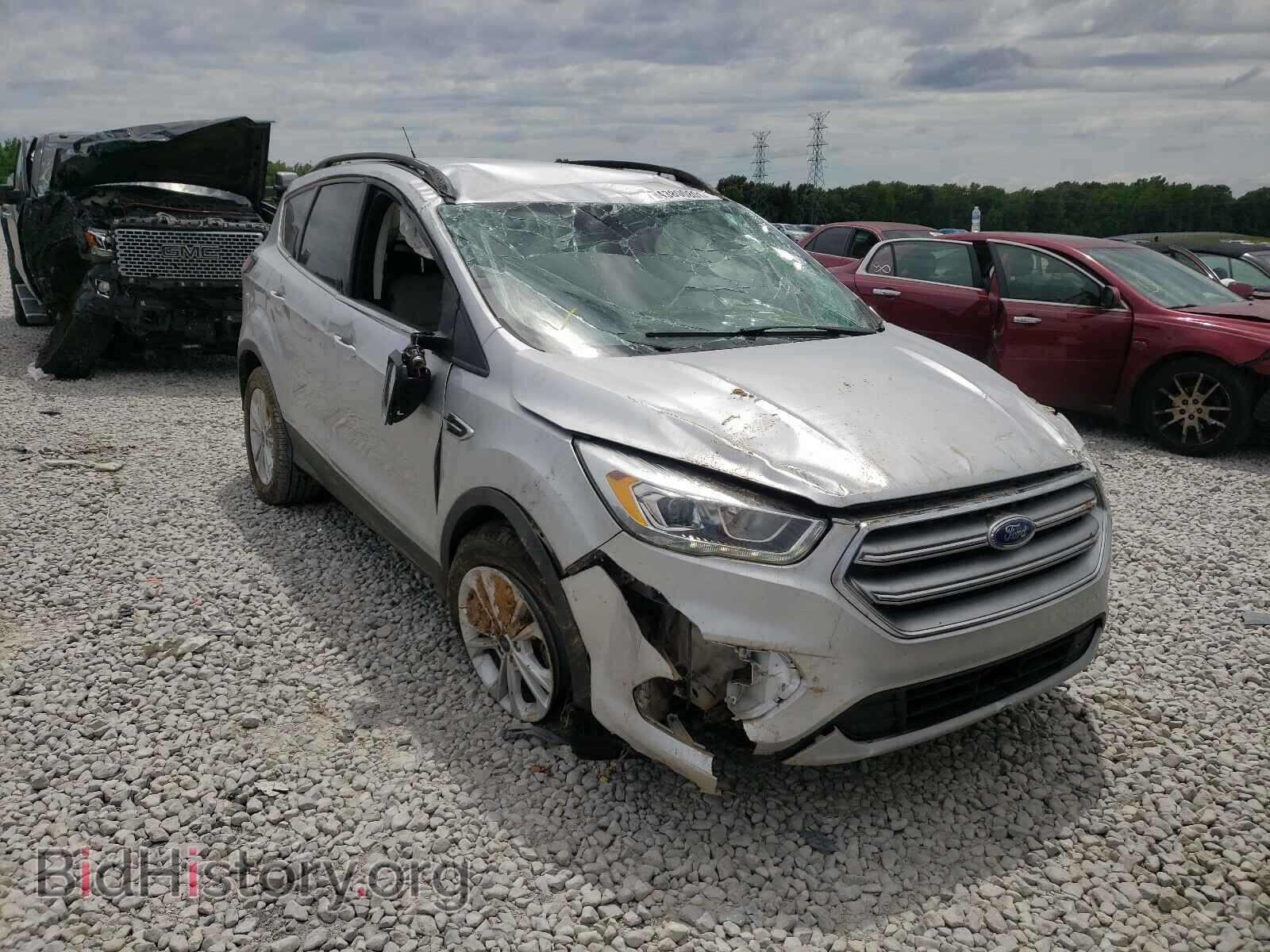 Фотография 1FMCU0GD7HUC48059 - FORD ESCAPE 2017