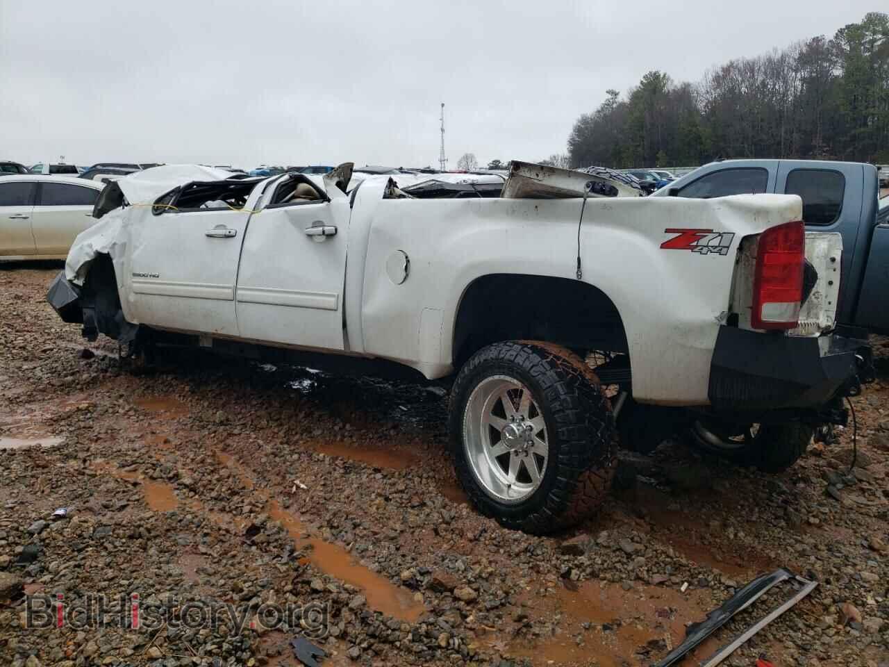 2011 GMC SIERRA - VIN: 1GT121C88BF114348 - Фото 2