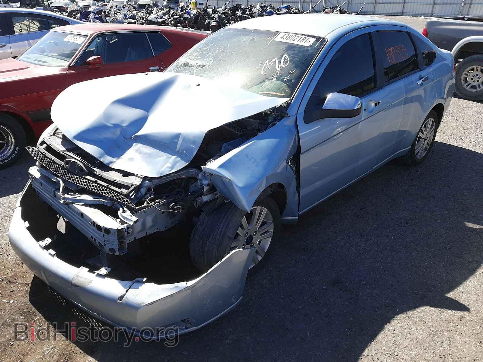 2008 FORD FOCUS - VIN: 1FAHP35NX8W199402 - Фото 2