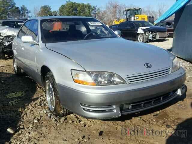 Photo JT8BF12G2T0170418 - LEXUS ES300 1996