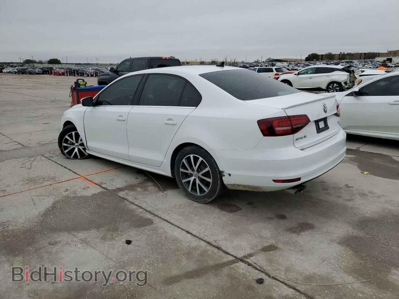 2017 VOLKSWAGEN JETTA - VIN: 3VWB67AJ2HM303455 - Фото 2