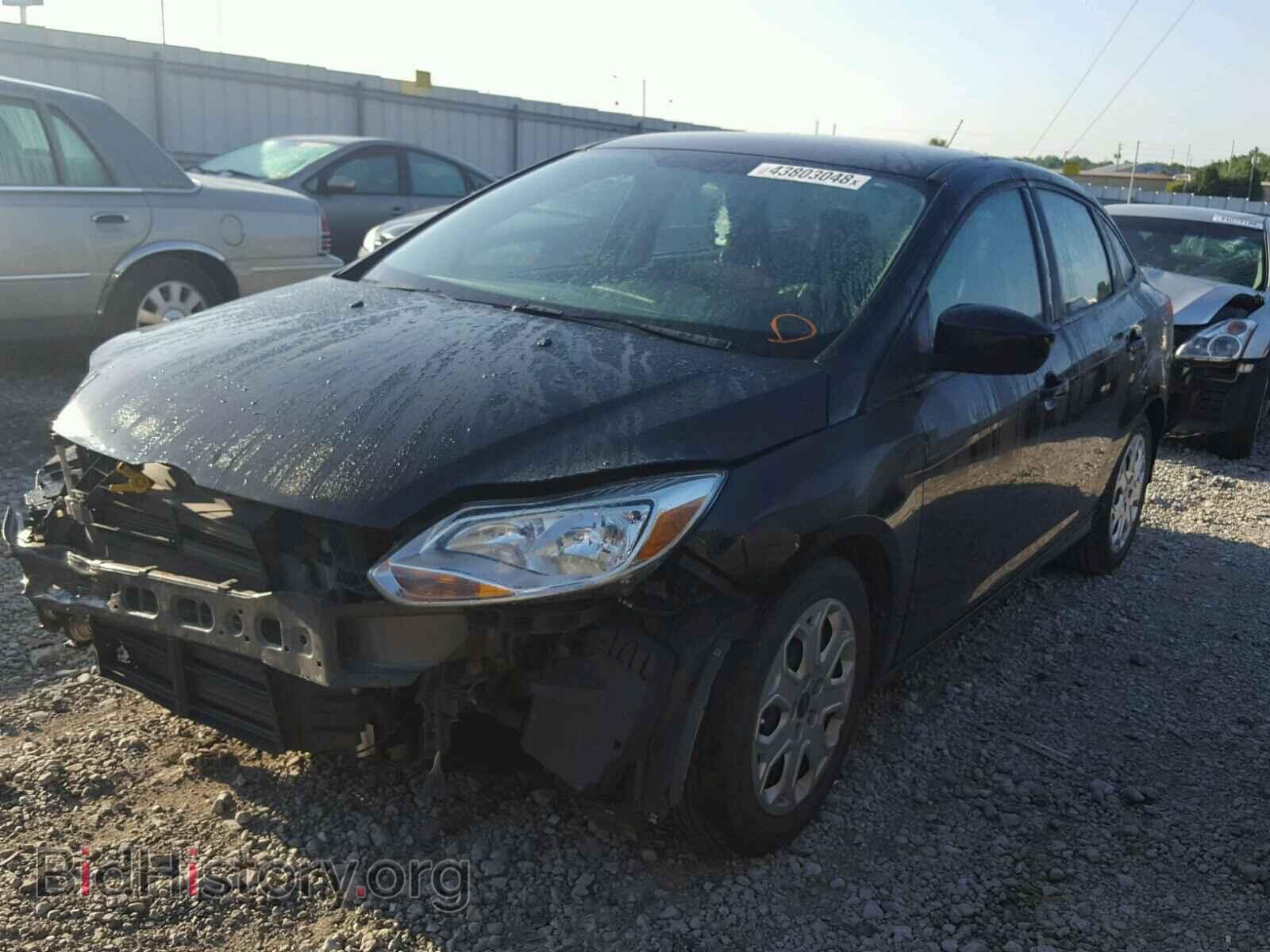 2012 Ford FOCUS (VIN 1FAHP3F23CL128573) — фото 2 из 10