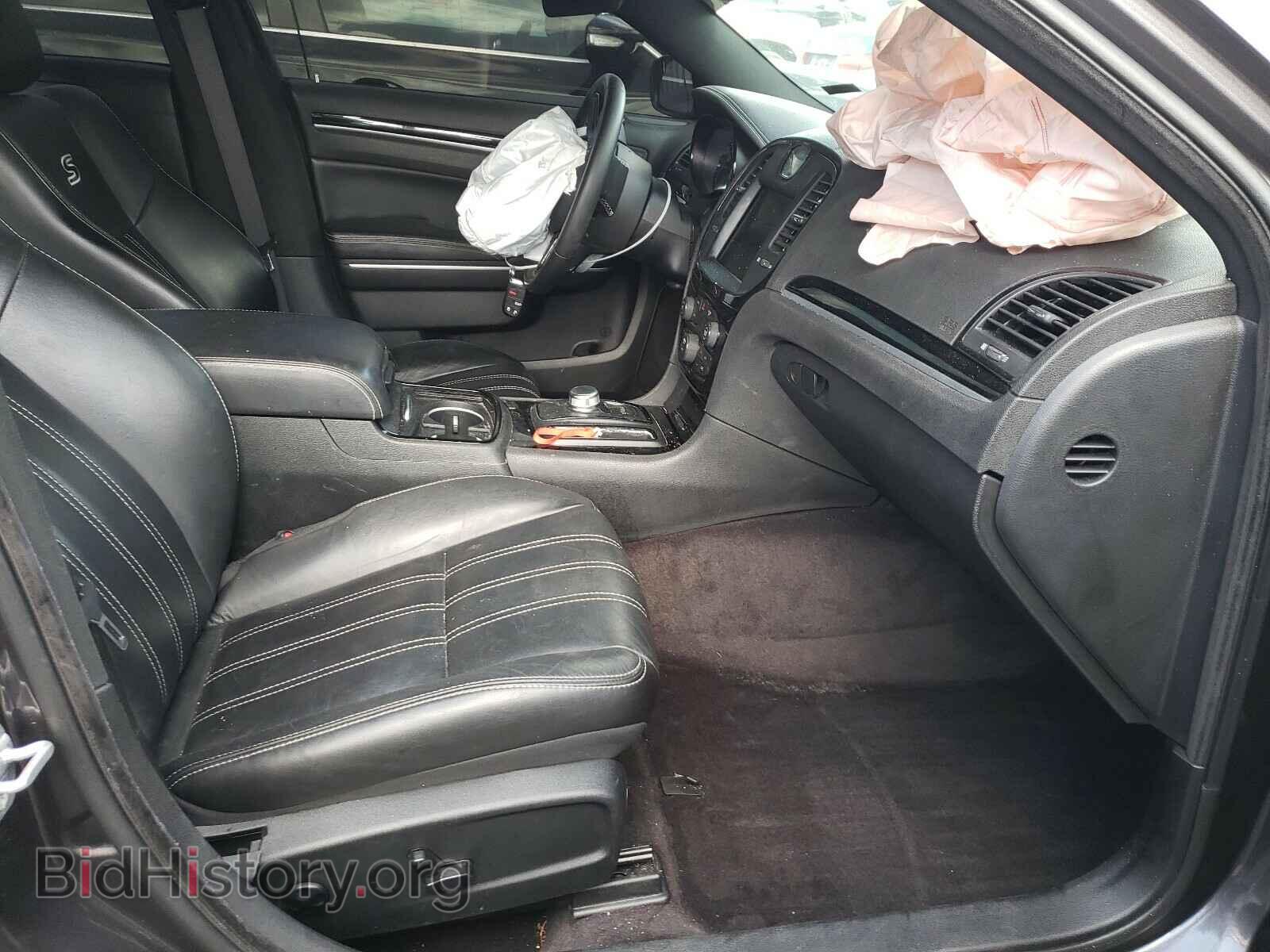 2019 CHRYSLER 300 - VIN: 2C3CCABG5KH515406 - Фото 5
