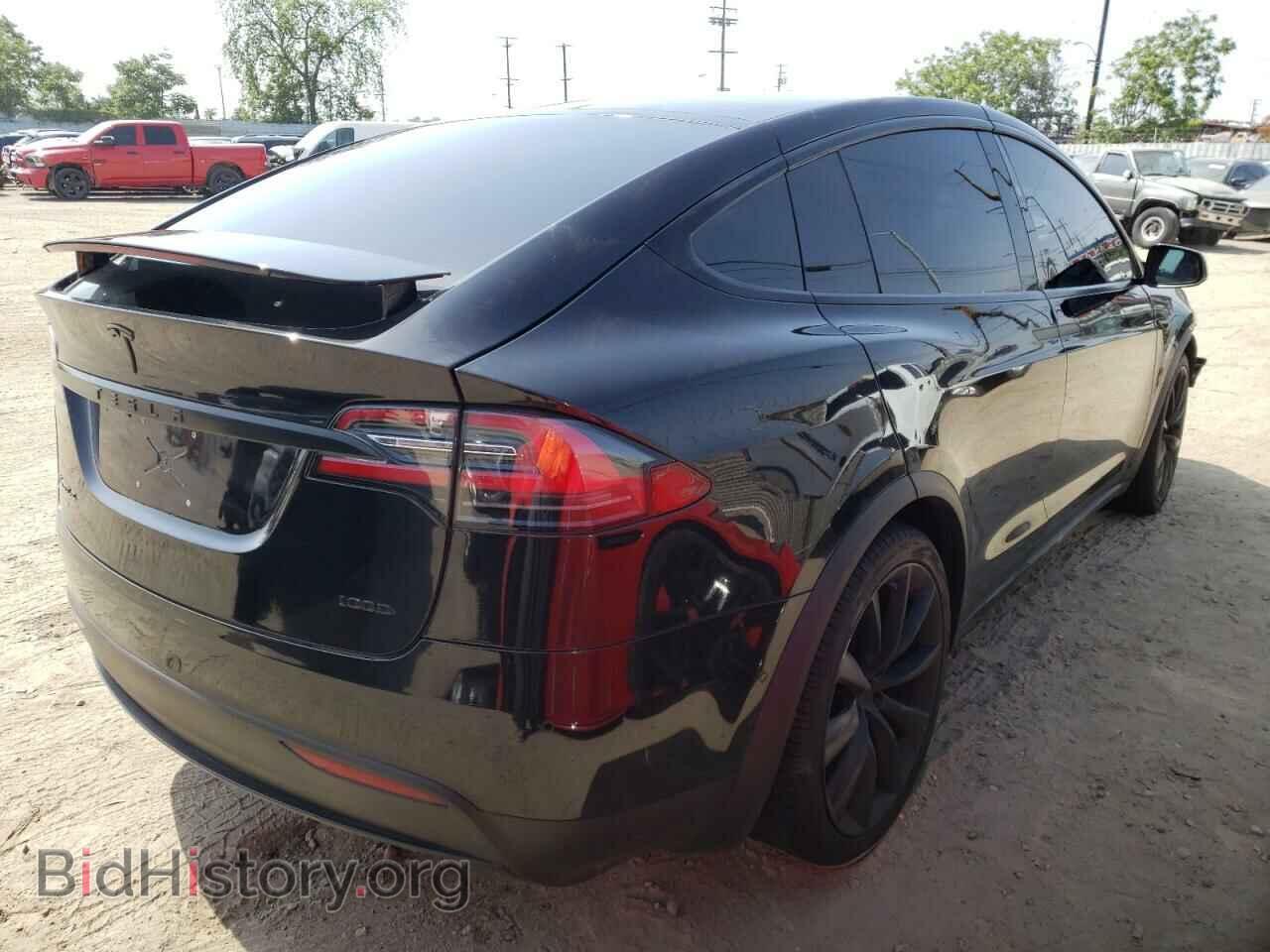 2017 TESLA MODEL X - VIN: 5YJXCBE28HF044143 - Фото 4